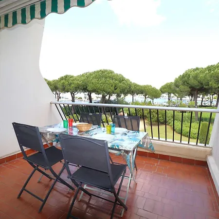 Avec Piscine, Parking Et Terrasse A Port Camargue - Fr-1-307-262