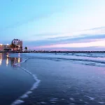 Appartamento Avec Piscine, Parking Et Terrasse à Port Camargue - Fr-1-307-262 *