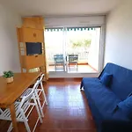 Avec Piscine, Parking Et Terrasse à Port Camargue - Fr-1-307-262