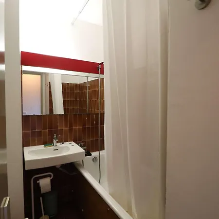 Avec Piscine, Parking Et Terrasse A Port Camargue - Fr-1-307-262 Apartmán *