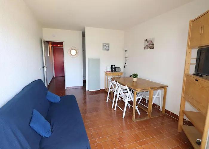 Avec Piscine, Parking Et Terrasse A Port Camargue - Fr-1-307-262 * Le Grau-du-Roi